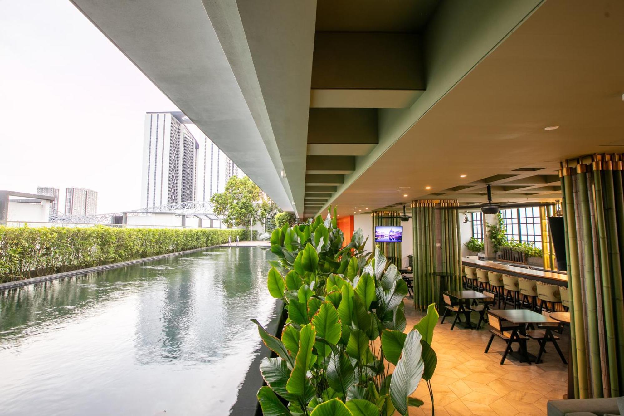 Hotel The Upper House, Batu Kawan Simpang Ampat  Exterior foto